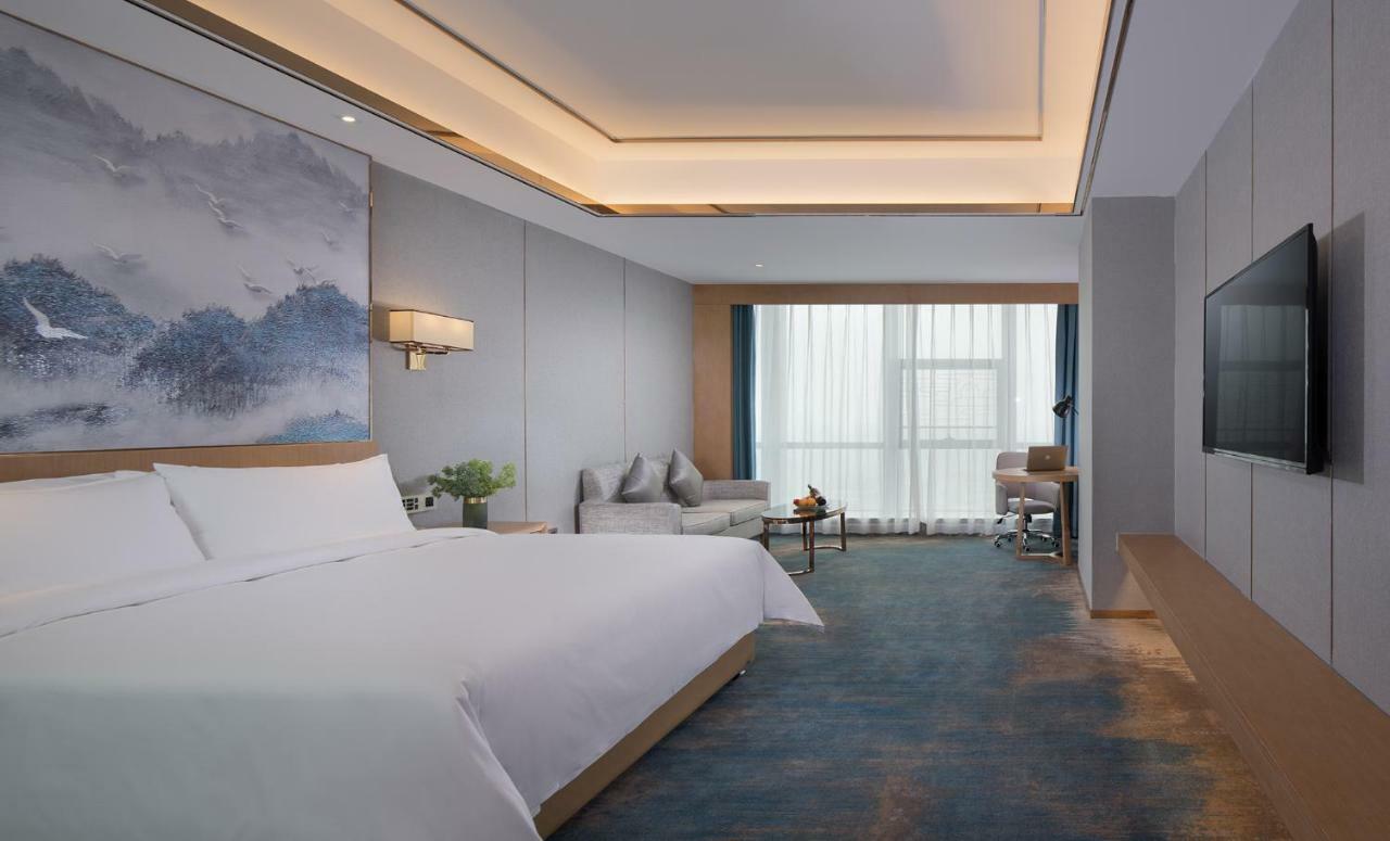 Venus Royal Hotel Foshan Kuiqi Road Metro Station Esterno foto